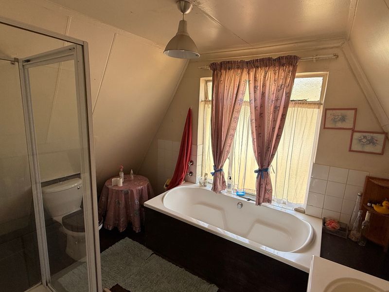 House For Sale In Walkerville - Photo 10