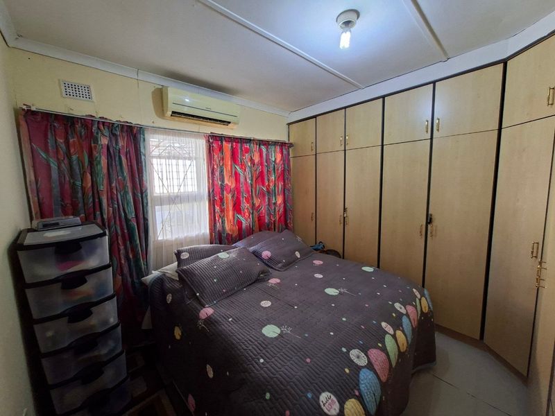 House For Sale In Phoenix - Photo 9