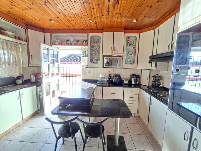 House For Sale In Phoenix - Photo 5