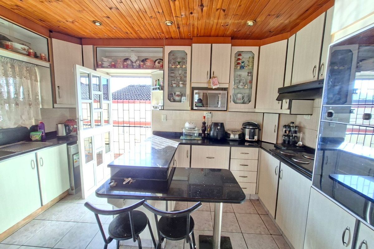 House For Sale In Phoenix - Photo 5