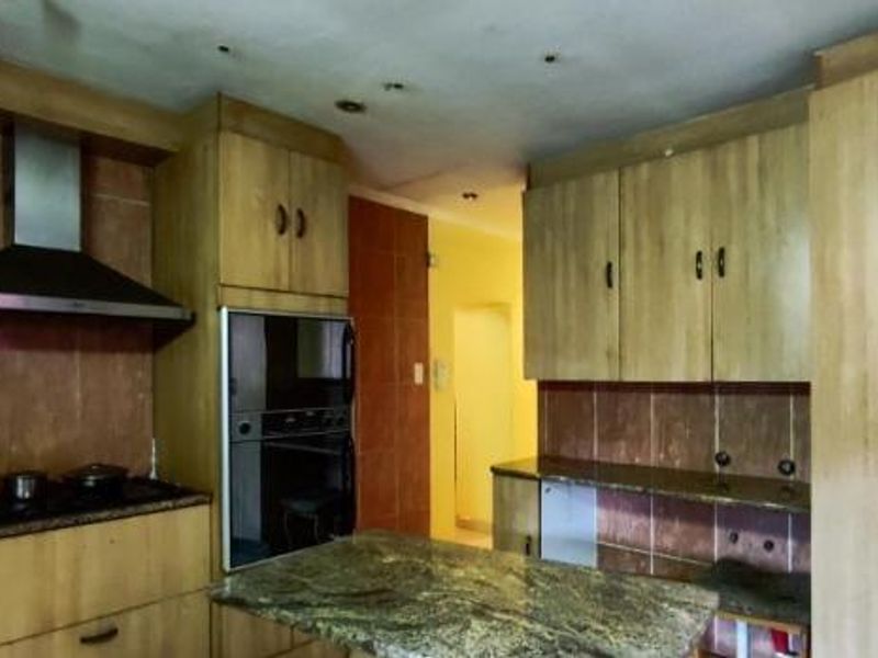 House For Sale In Benoni - Photo 2