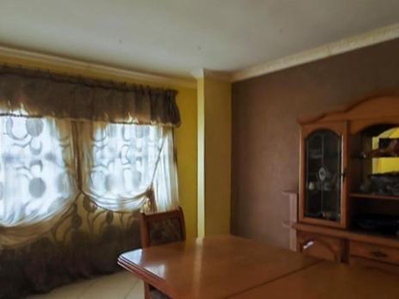 House For Sale In Benoni - Photo 4