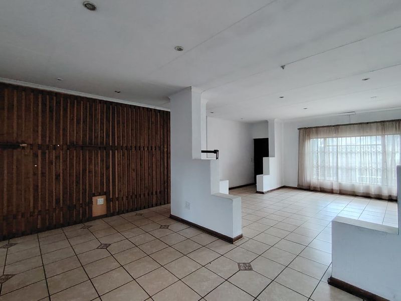 House For Sale In Alberton - Photo 9