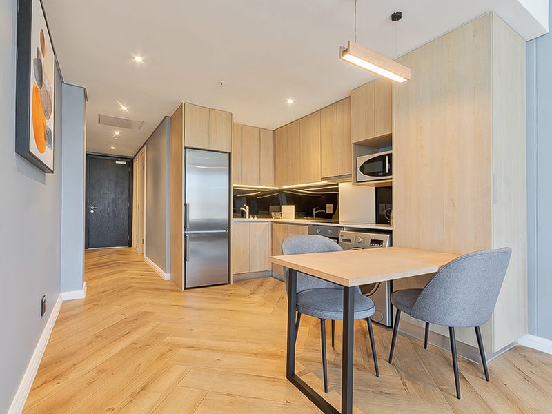 Apartment Rental Monthly In Sandton - Photo 5