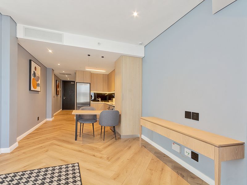Apartment Rental Monthly In Sandton - Photo 8
