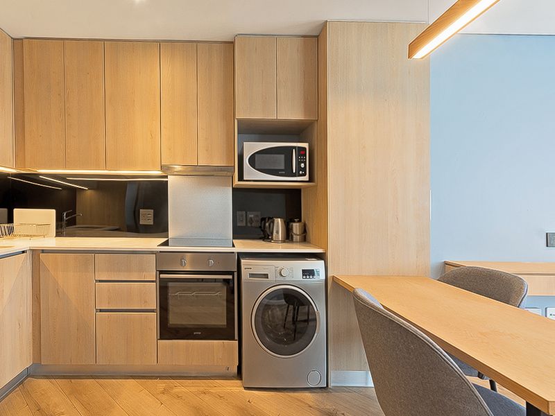 Apartment Rental Monthly In Sandton - Photo 6