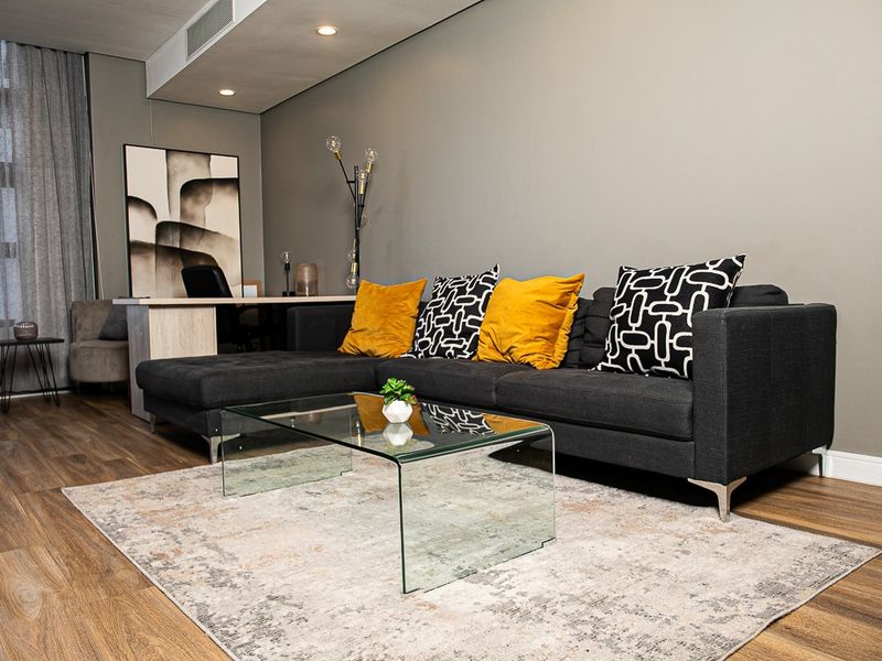 Apartment Rental Monthly In Sandton - Photo 3
