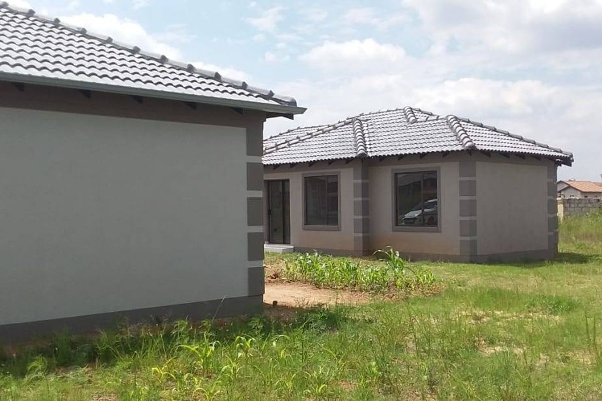 House For Sale In Springs - Photo 2