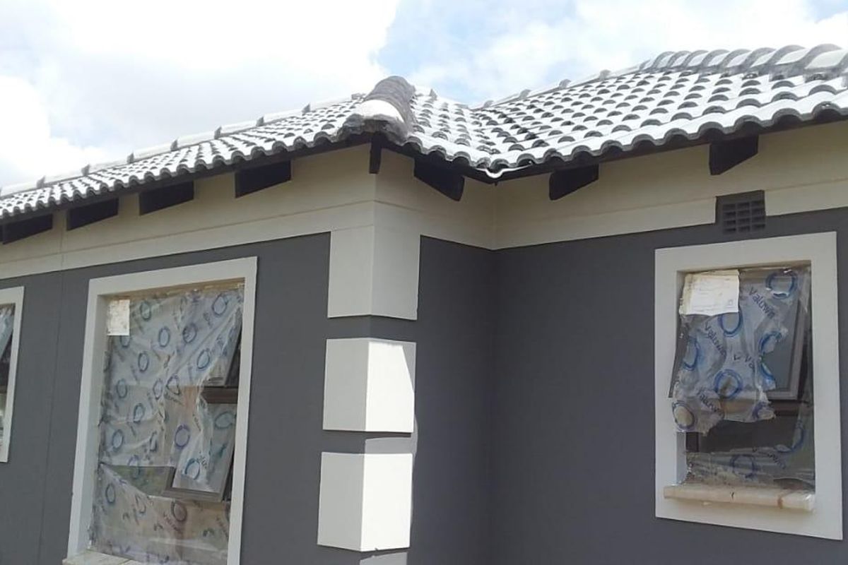 House For Sale In Springs - Photo 4