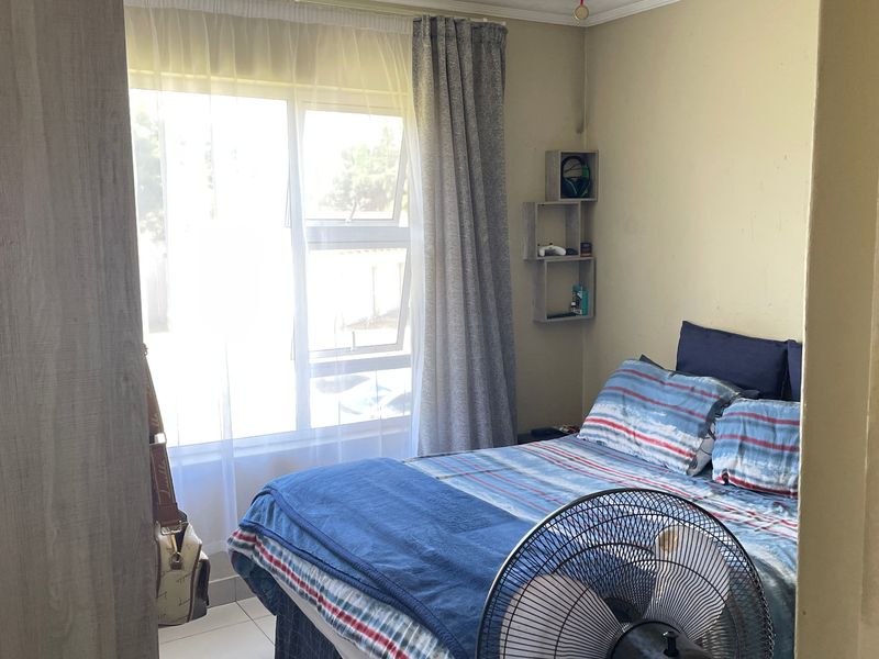 Townhouse For Sale In Benoni - Photo 8