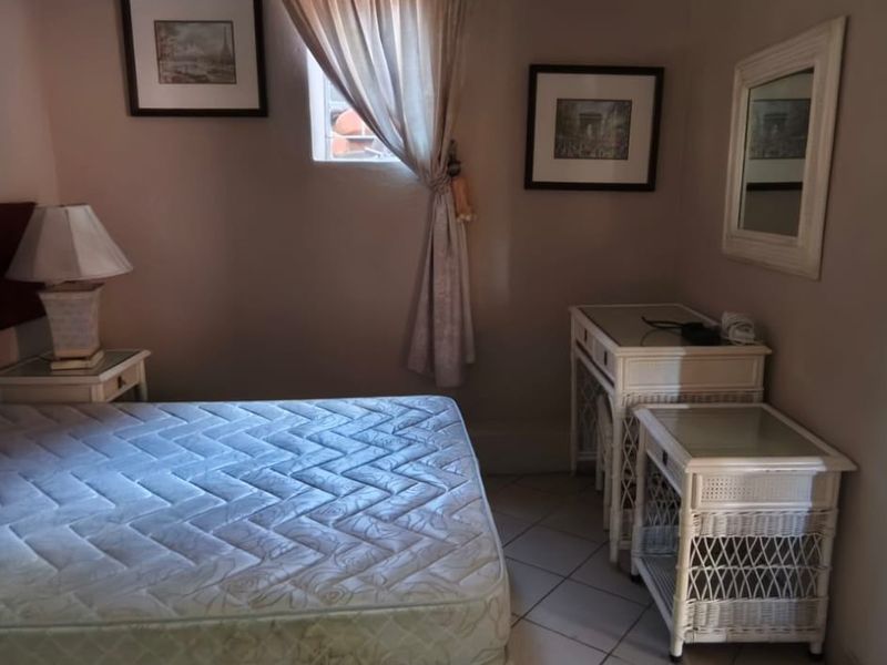 Apartment Rental Monthly In Trafalgar - Photo 10