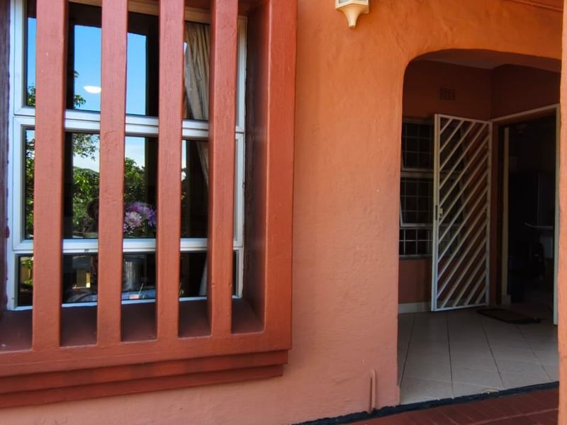 Apartment Rental Monthly In Trafalgar - Photo 3