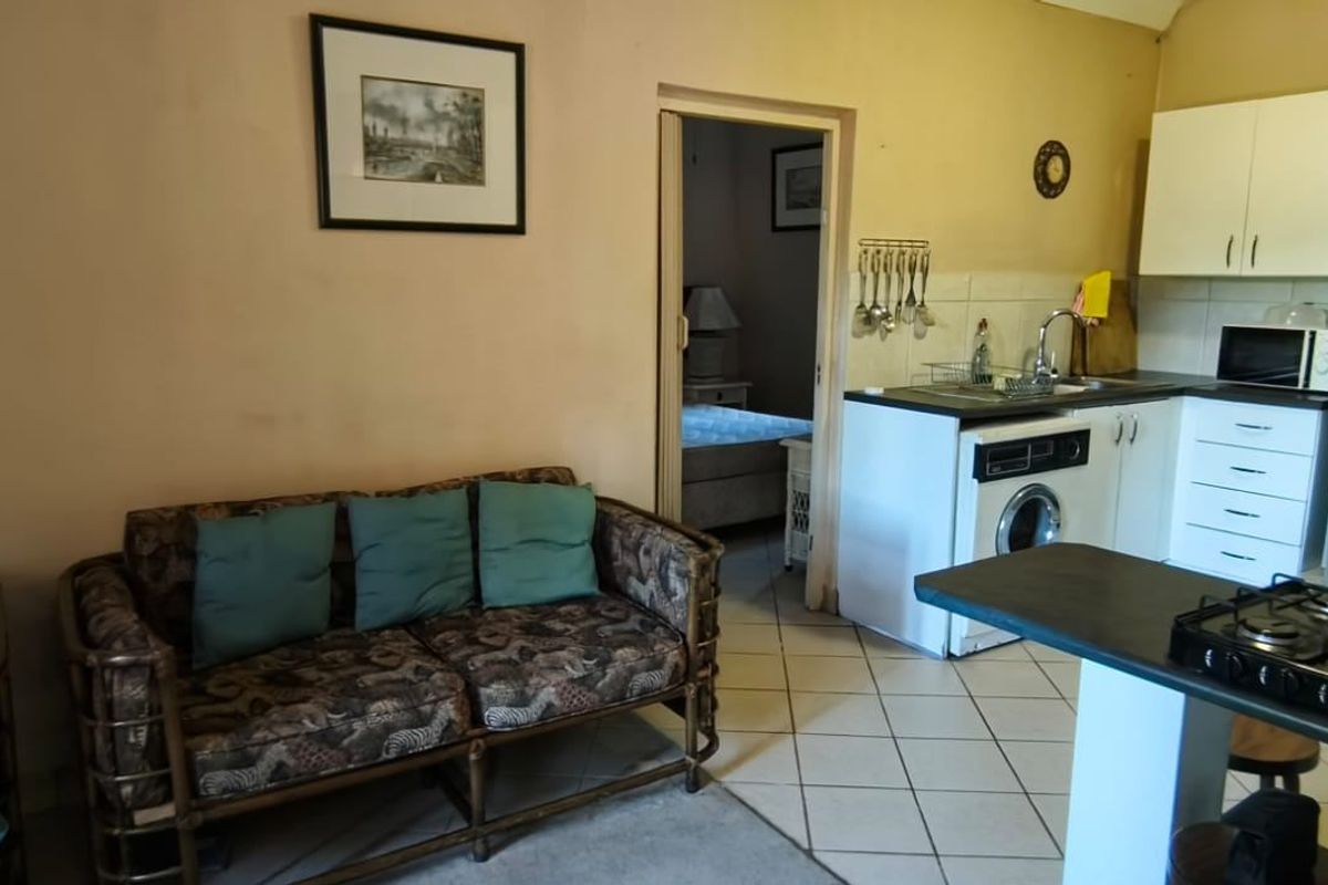 Apartment Rental Monthly In Trafalgar - Photo 5