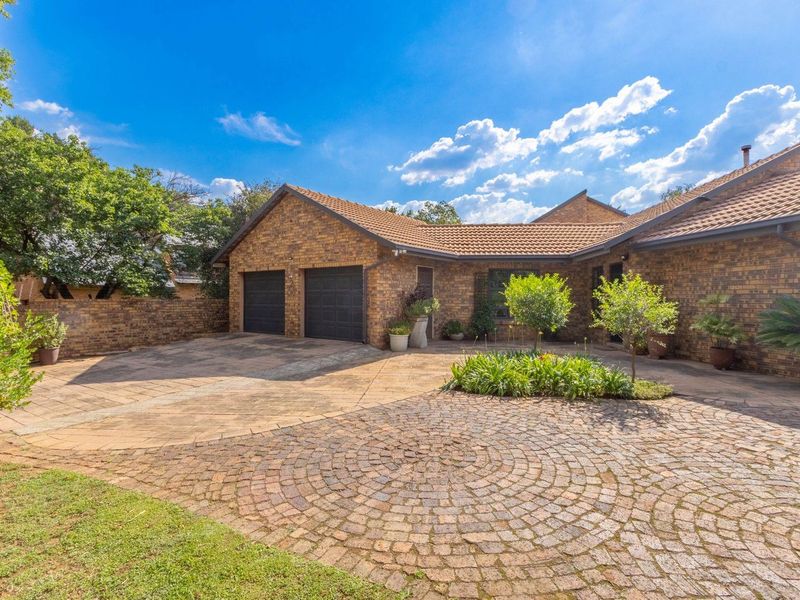 House For Sale In Boksburg - Photo 3