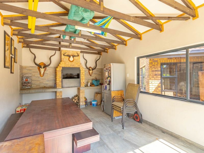 House For Sale In Boksburg - Photo 9