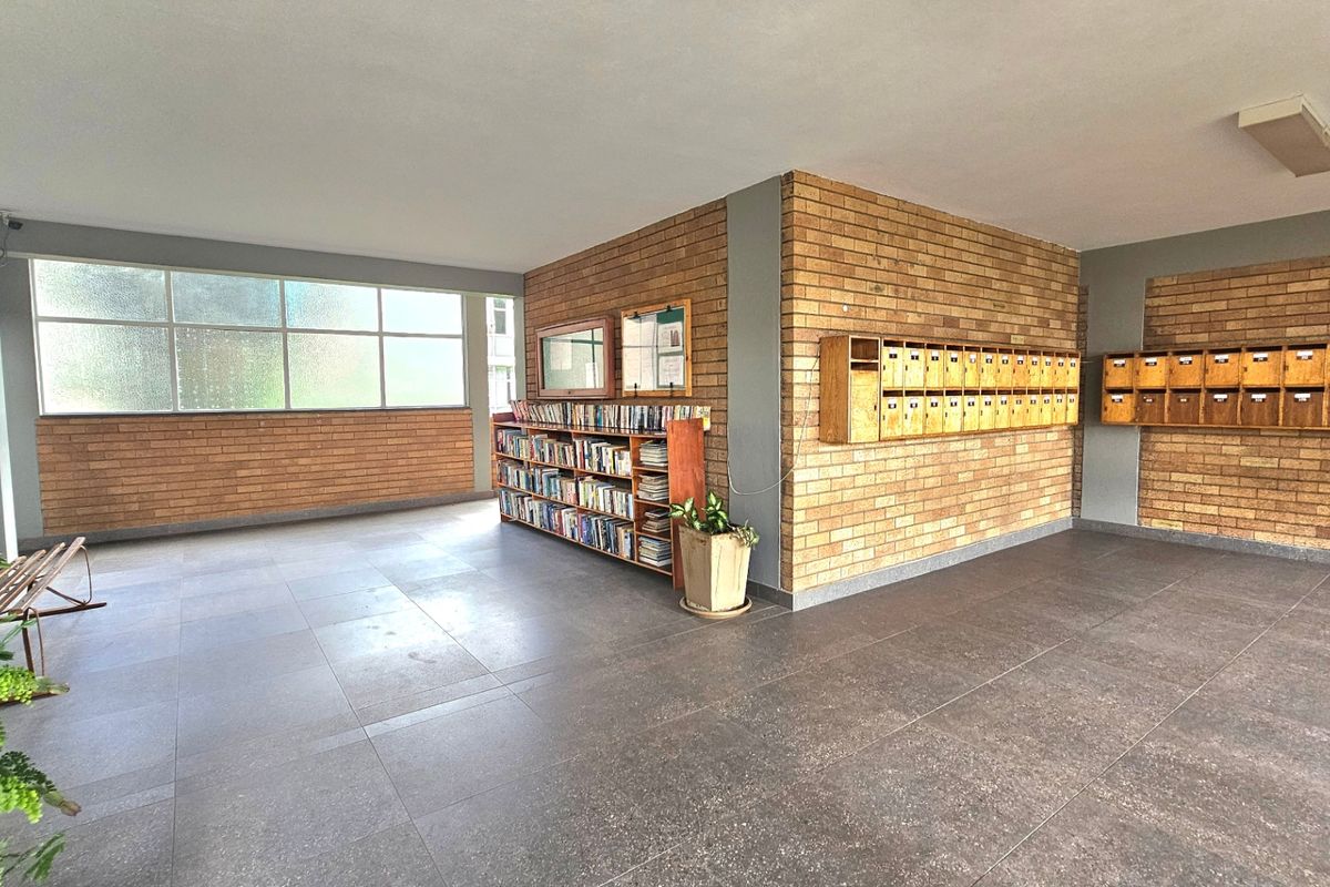 Apartment For Sale In Edenvale - Photo 4