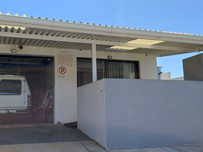 Apartment Rental Monthly In Port Shepstone - Photo 3