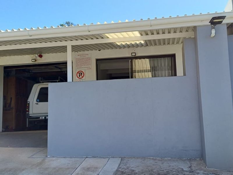 Apartment Rental Monthly In Port Shepstone - Photo 2