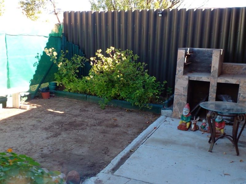 House Pending Sale In Steynsburg - Photo 9