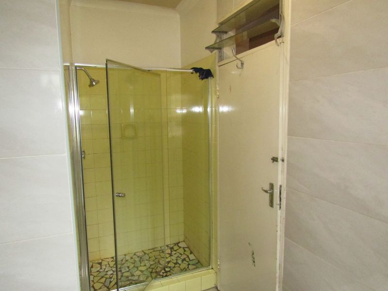 House For Sale In Johannesburg - Photo 8