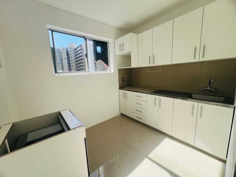 Apartment For Sale In Durban - Photo 8