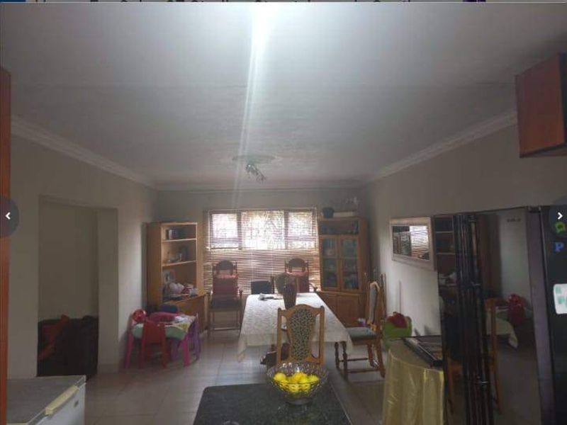 House For Sale In Johannesburg - Photo 5