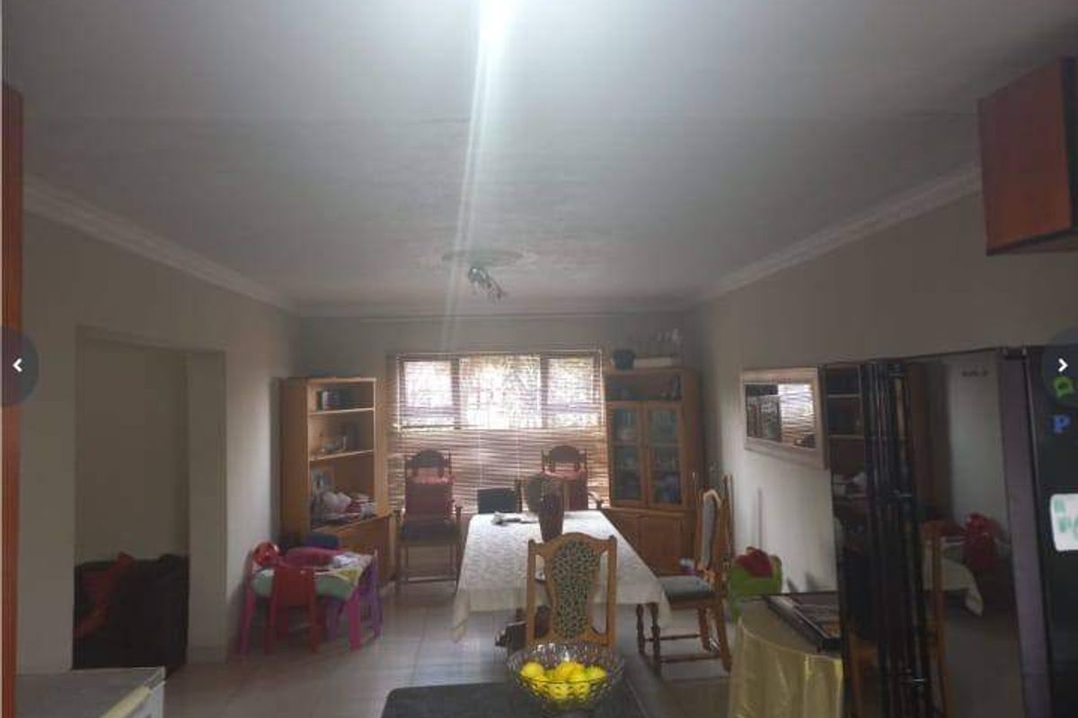 House For Sale In Johannesburg - Photo 5