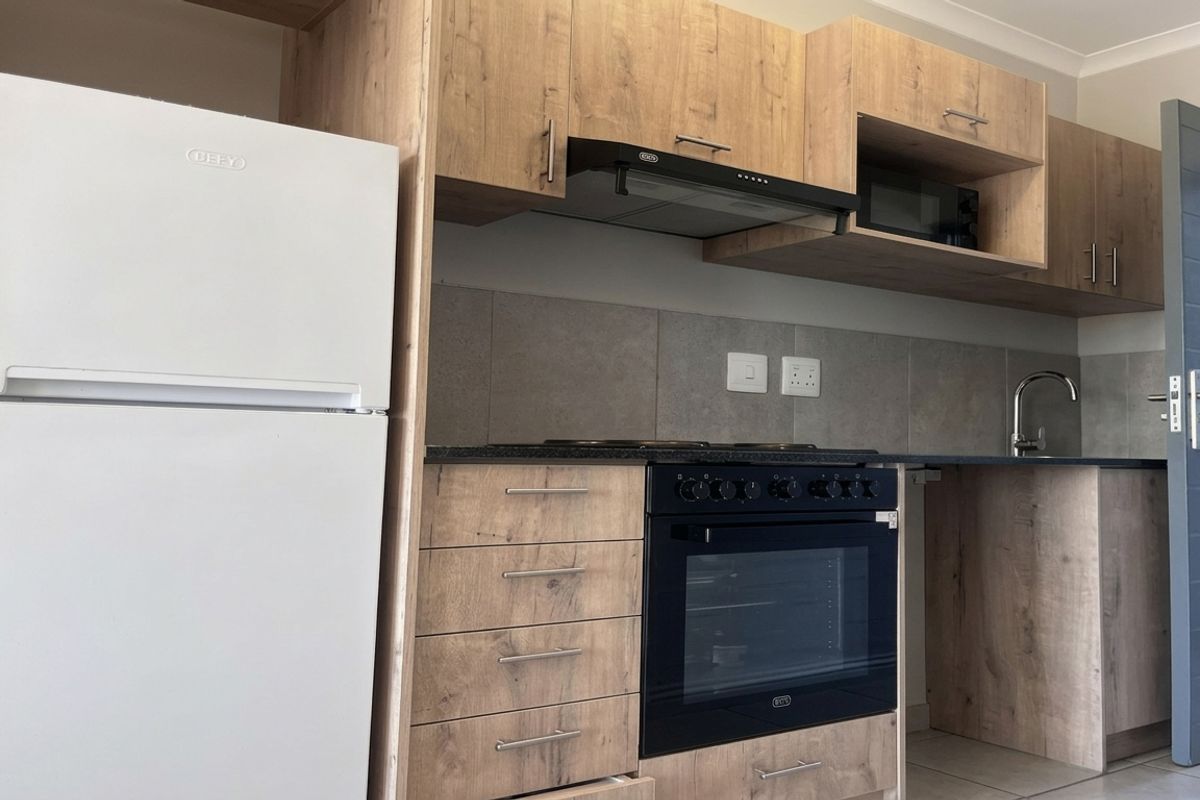 Apartment Pending Sale In Bellville - Photo 4