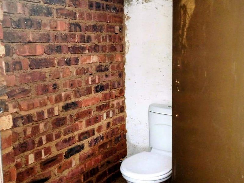 House For Sale In Johannesburg - Photo 8