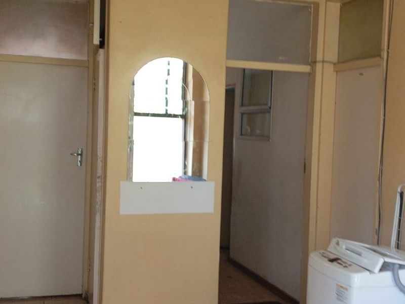 Apartment For Sale In Pretoria - Photo 4