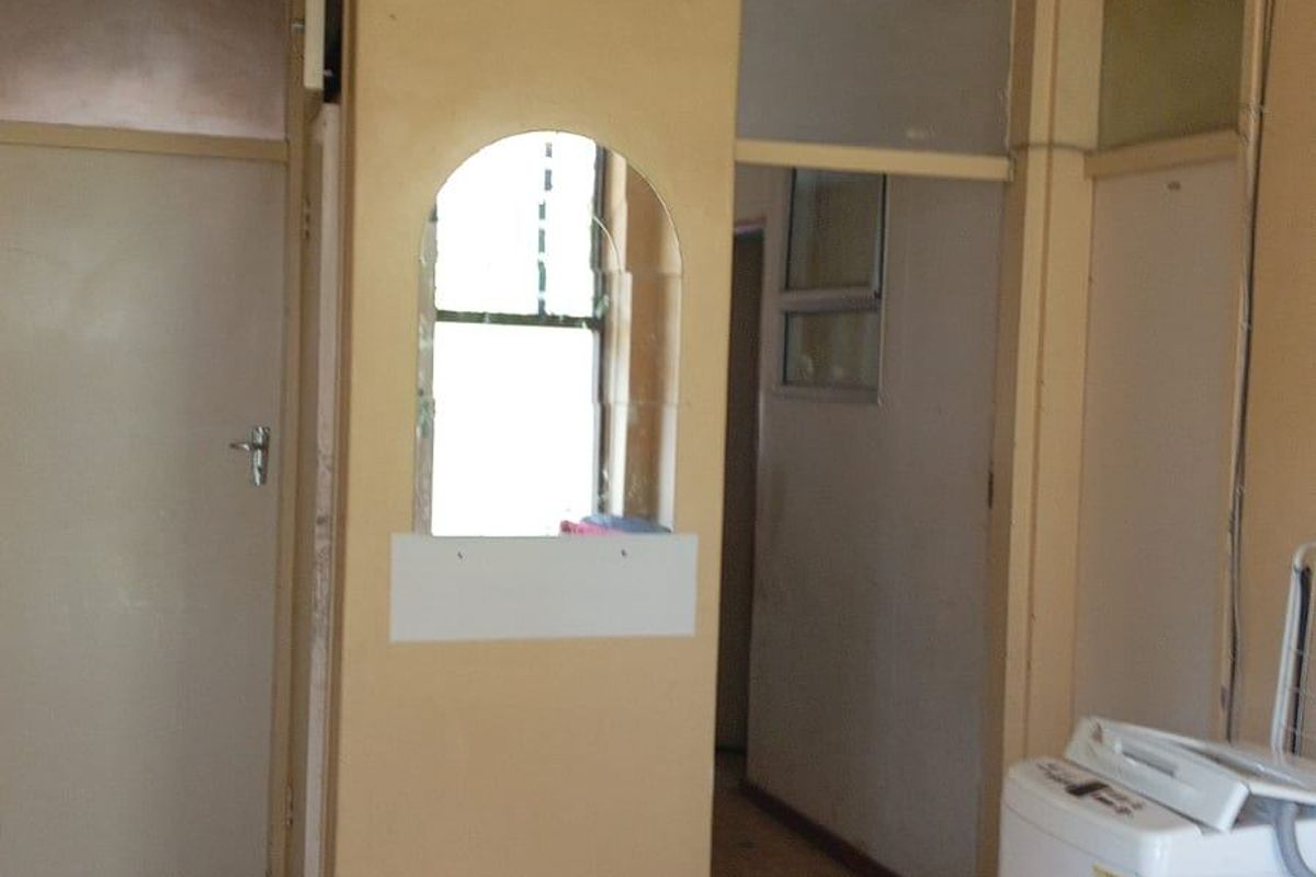 Apartment For Sale In Pretoria - Photo 4