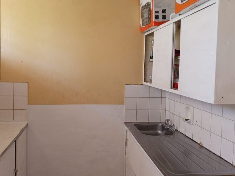 Apartment For Sale In Pretoria - Photo 5