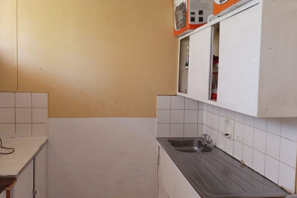 Apartment For Sale In Pretoria - Photo 5