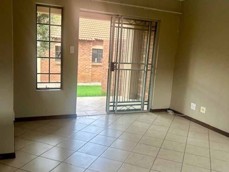 Townhouse For Sale In Centurion - Photo 8