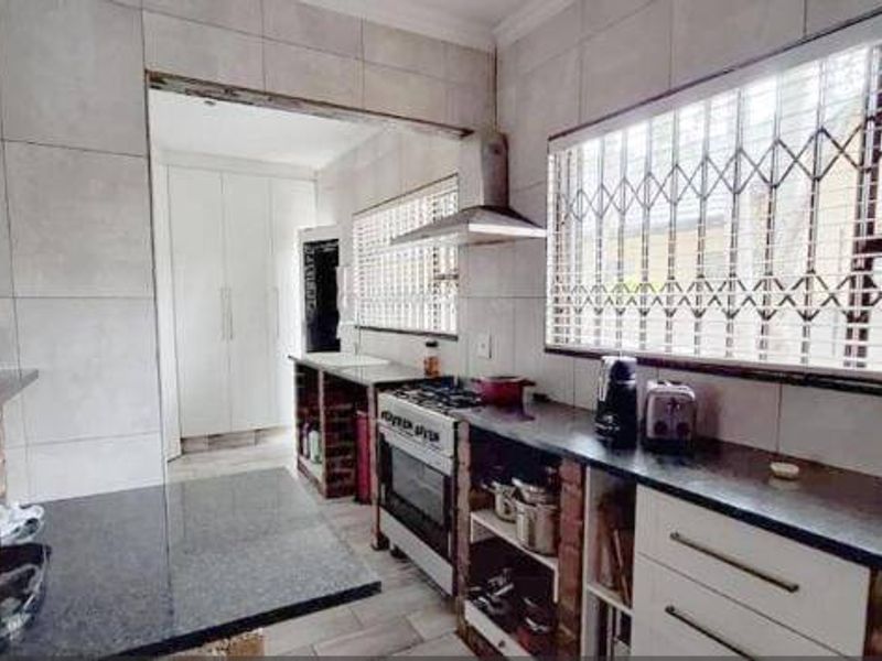 House For Sale In Kempton Park - Photo 2