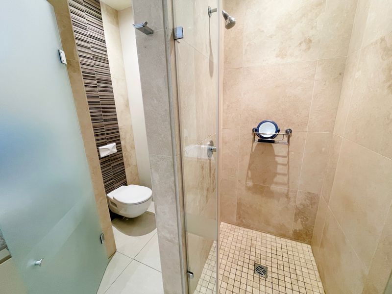 Apartment Rental Monthly In Sandton - Photo 10