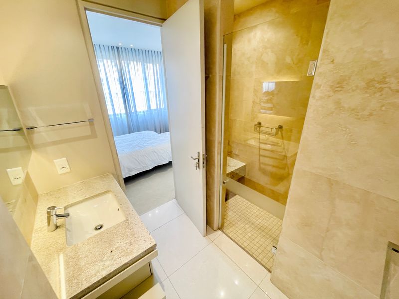 Apartment Rental Monthly In Sandton - Photo 5