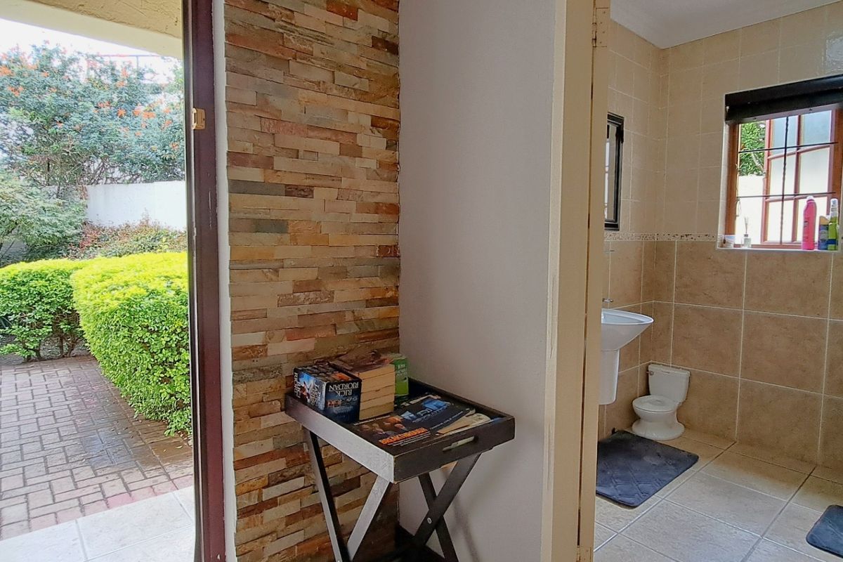 House Pending Sale In Midrand - Photo 3
