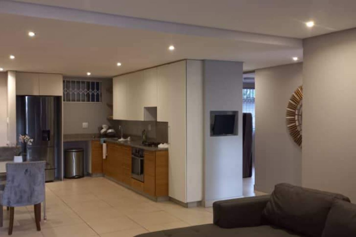 Apartment Rental Monthly In Pretoria - Photo 5