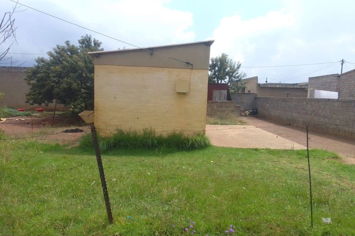 House For Sale In Evaton - Photo 2