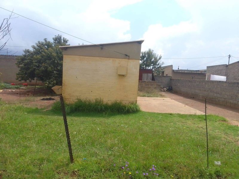 House For Sale In Evaton - Photo 5