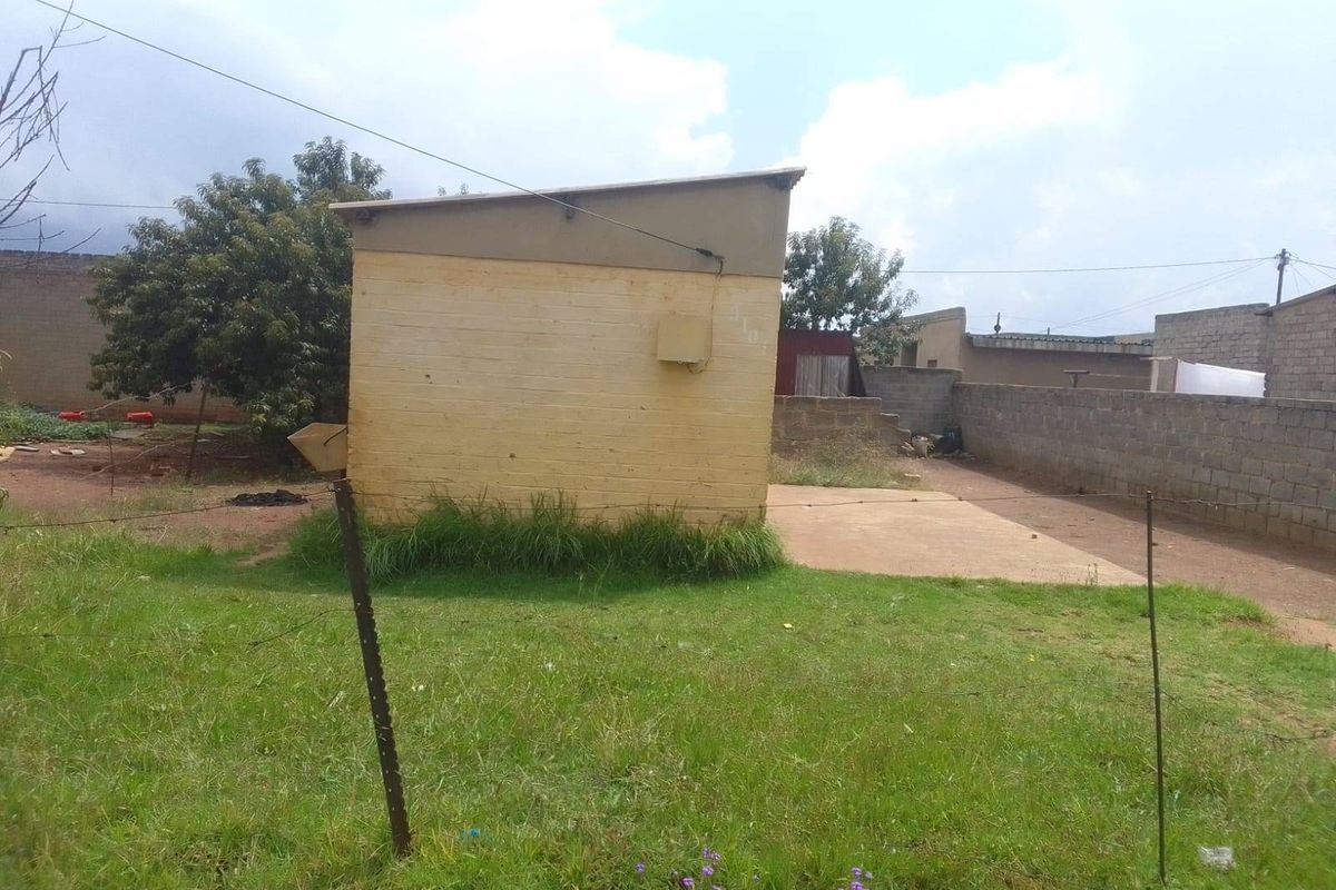 House For Sale In Evaton - Photo 5