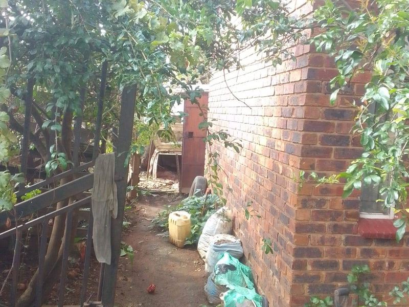 House For Sale In Evaton - Photo 4