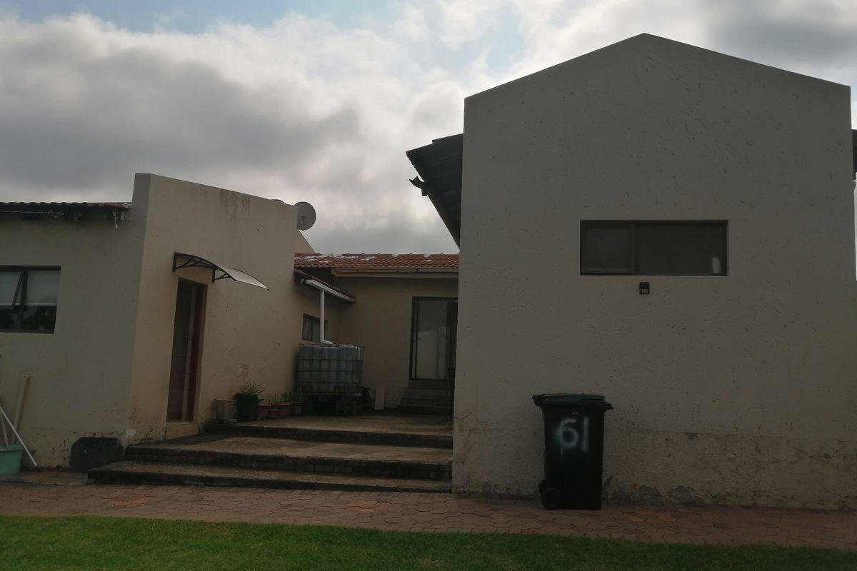 House For Sale In Johannesburg - Photo 5