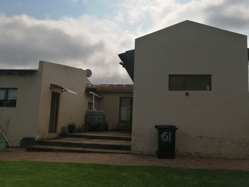 House For Sale In Johannesburg - Photo 5