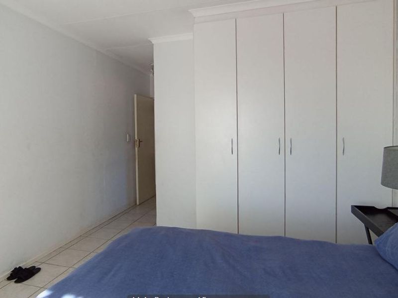 Apartment For Sale In Midrand - Photo 8