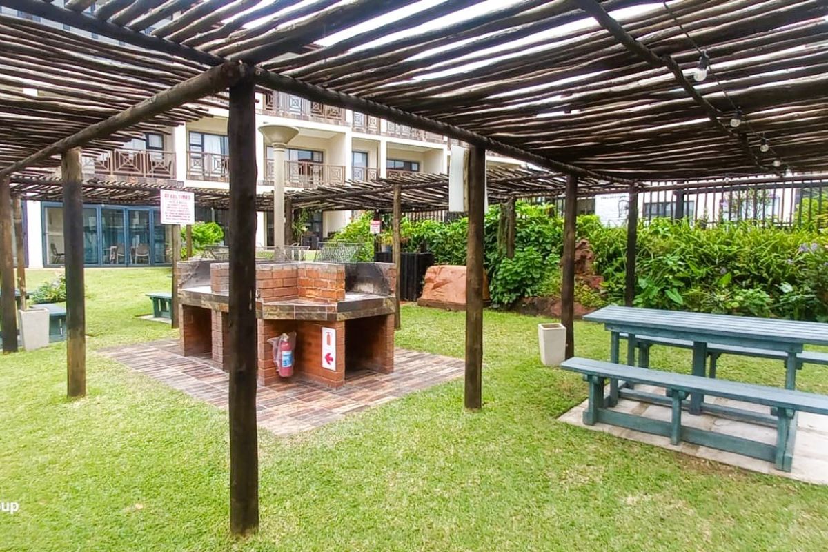 Apartment For Sale In Margate - Photo 3