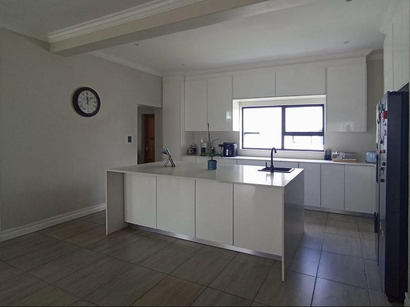 House For Sale In Centurion - Photo 5