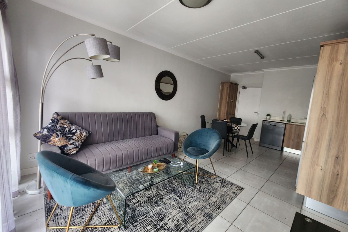 Apartment For Sale In Pretoria - Photo 3