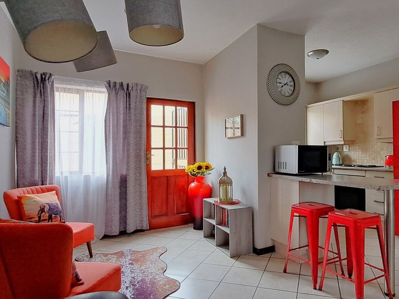 Townhouse For Sale In Midrand - Photo 4